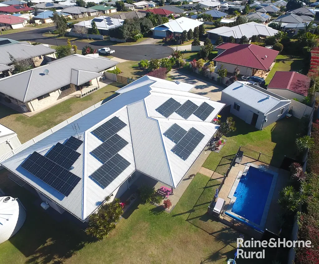 8 Dingle Close, Kingaroy, QLD 4610