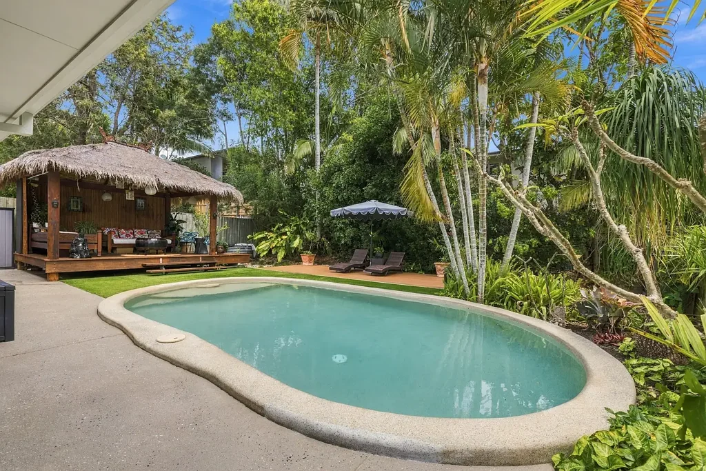 Moffat Beach 3कमरा COASTAL ELEGANCE IN THE HEART OF MOFFAT, SHELLY & KINGS BEACHES