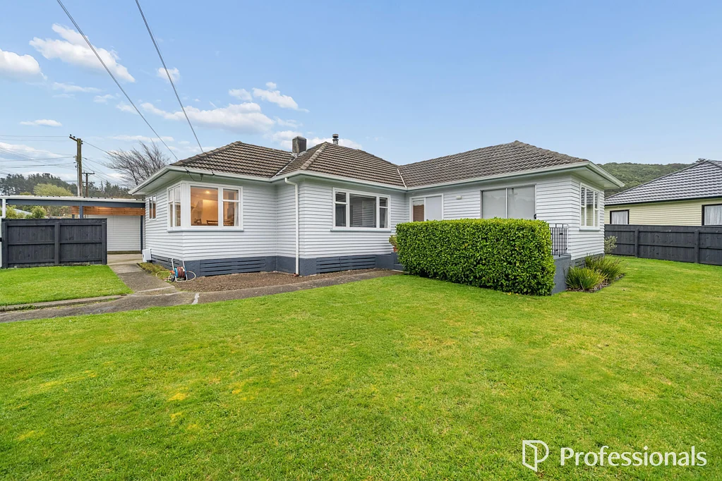 Wainuiomata 4房  Light, Bright & Spacious Family Living