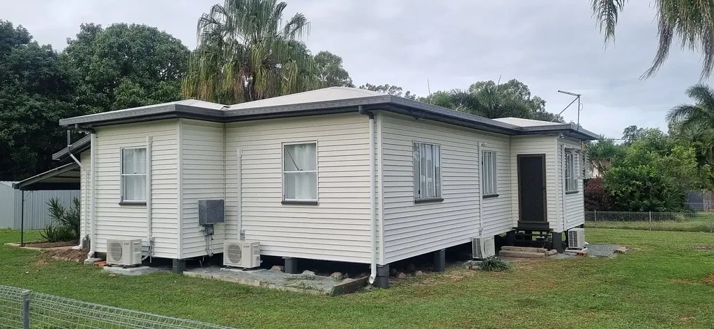 FRESHLY RENOVATED COTTAGE