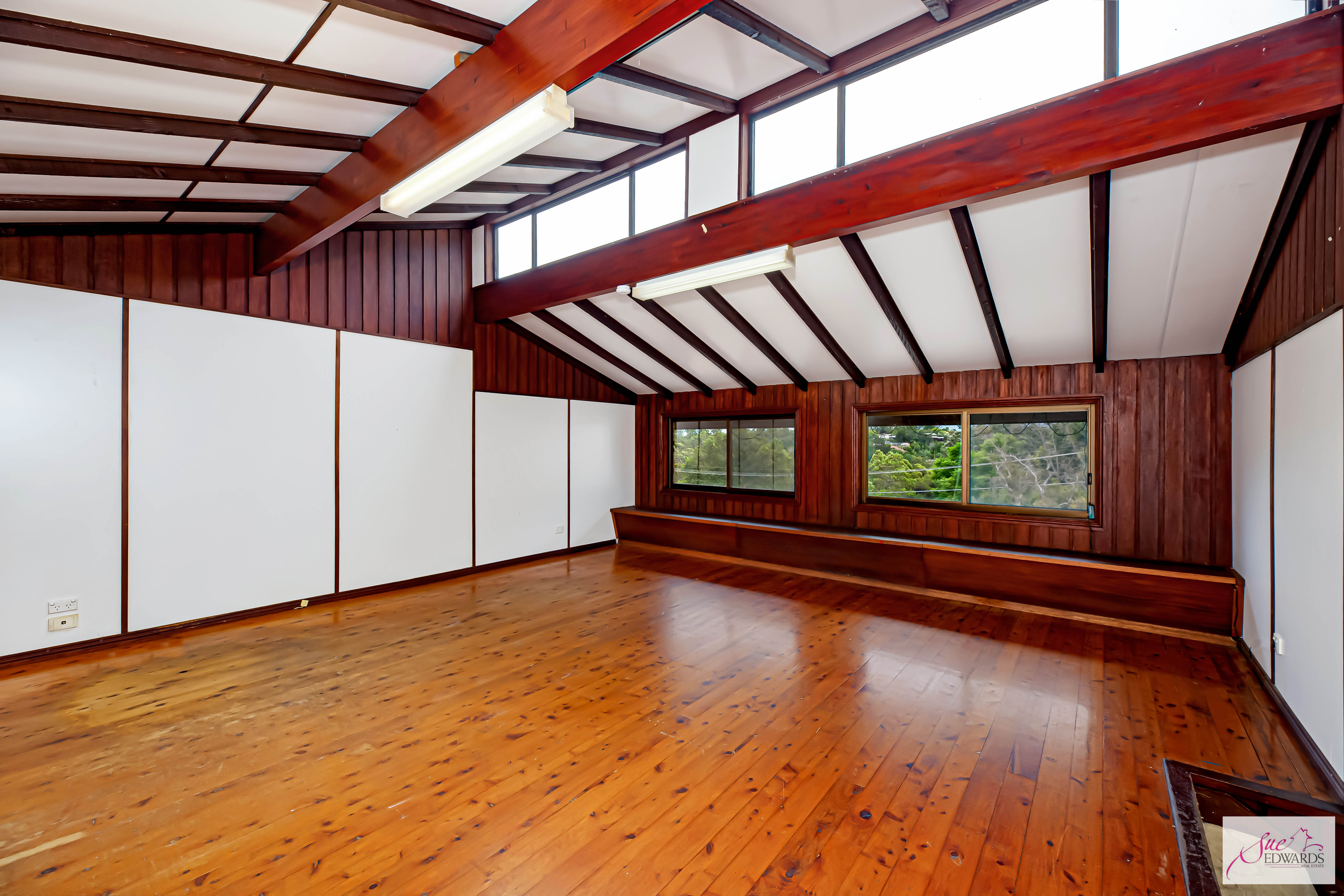 14 HEANEY CL, MOUNT COLAH NSW 2079, 0部屋, 0バスルーム, House