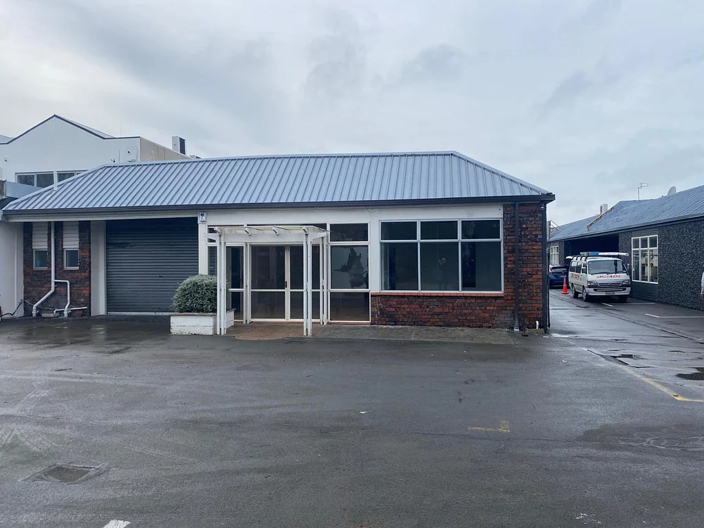 Riccarton Showroom/Warehouse available to lease