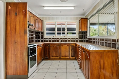 Kusina - 2 Navua Street, Strathpine, QLD 4500