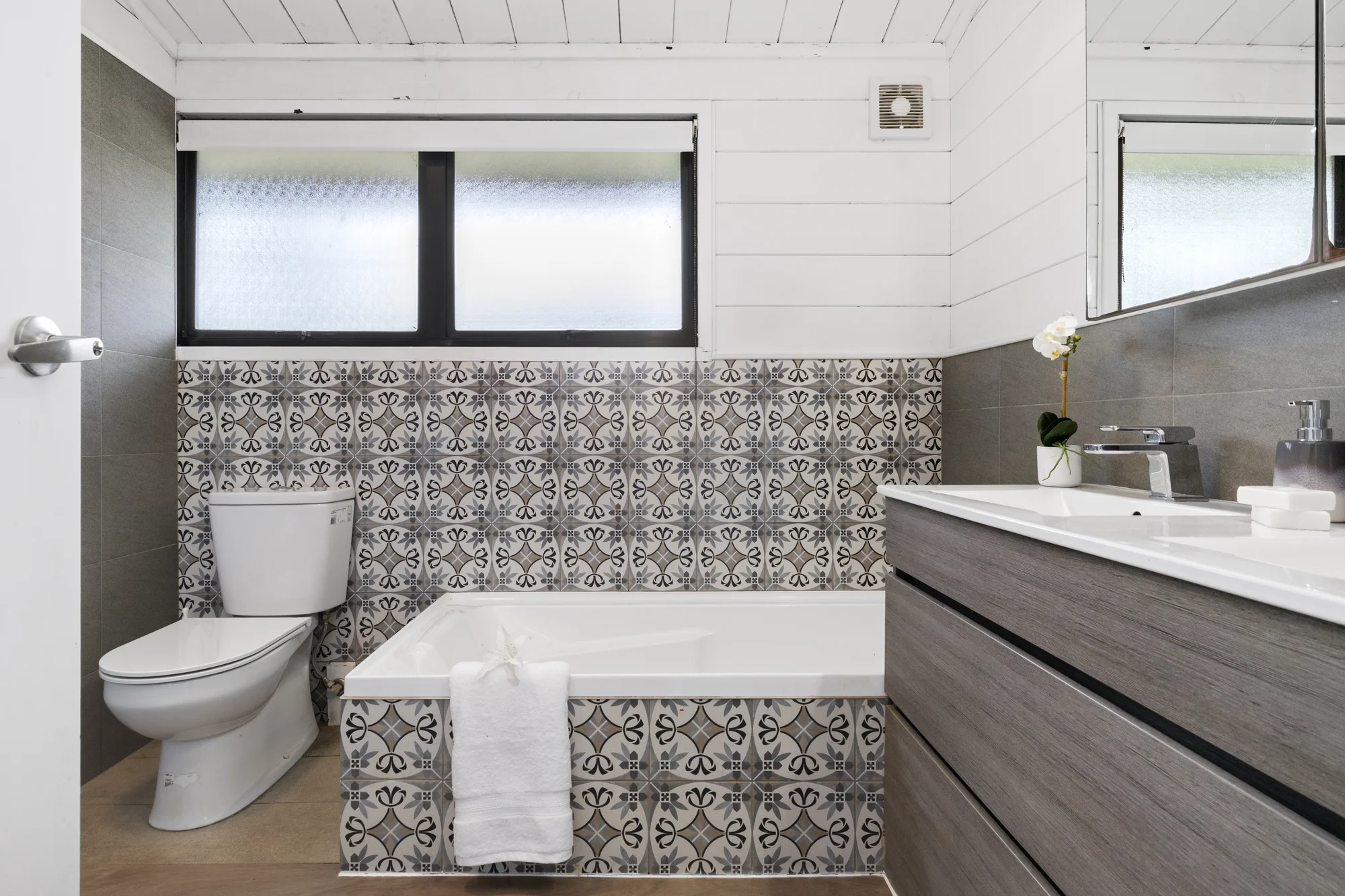 11 Hyde Road, Clevedon, photo 12