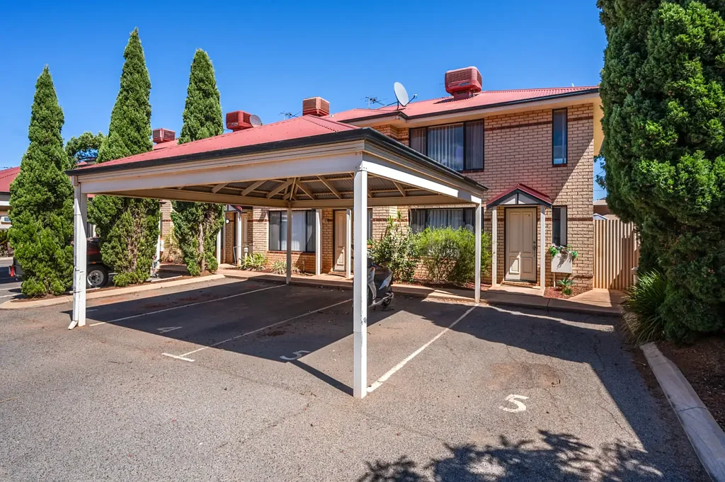 Kalgoorlie 2房  Stylish 2-Bedroom Townhouse in Secure Gated Complex – CBD Location!