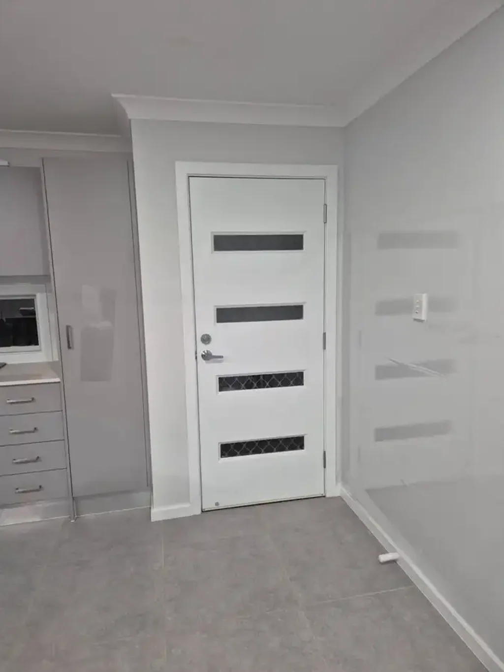 Modern 2-Bedroom Granny Flat for Rent in Constitution Hill