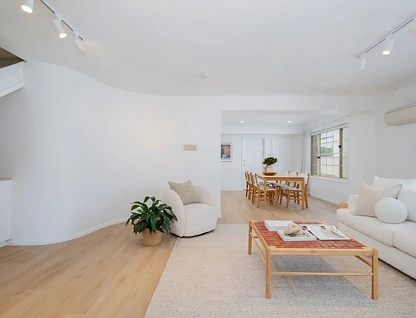 1/37 Railway Street, Merewether, NSW 2291, 3房, 2浴, Townhouse