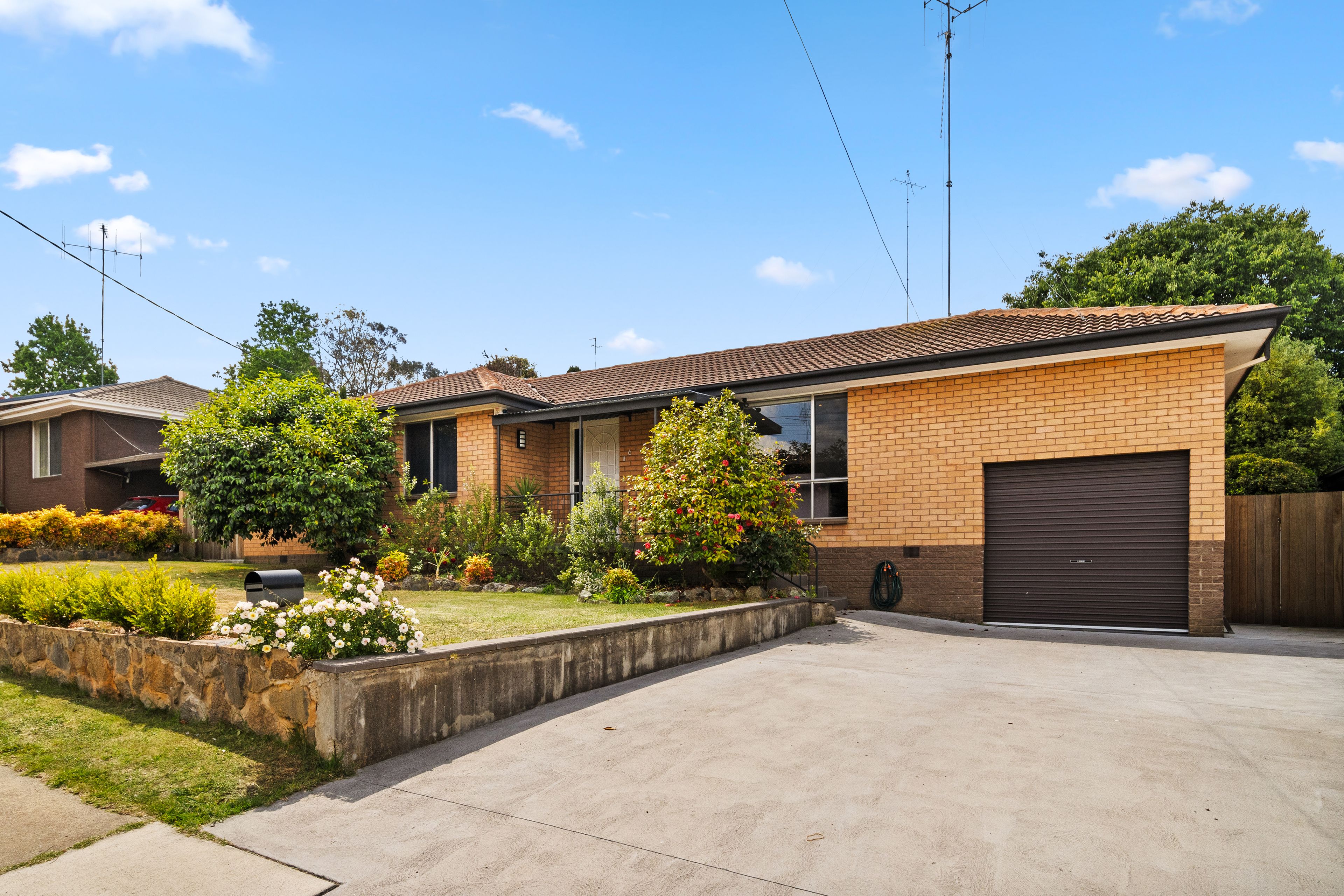 6 CASSINIA ST, CRESTWOOD NSW 2620, 0 Schlafzimmer, 0 Badezimmer, House