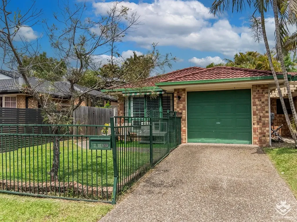 81 Cootharaba Drive, Helensvale, QLD 4212