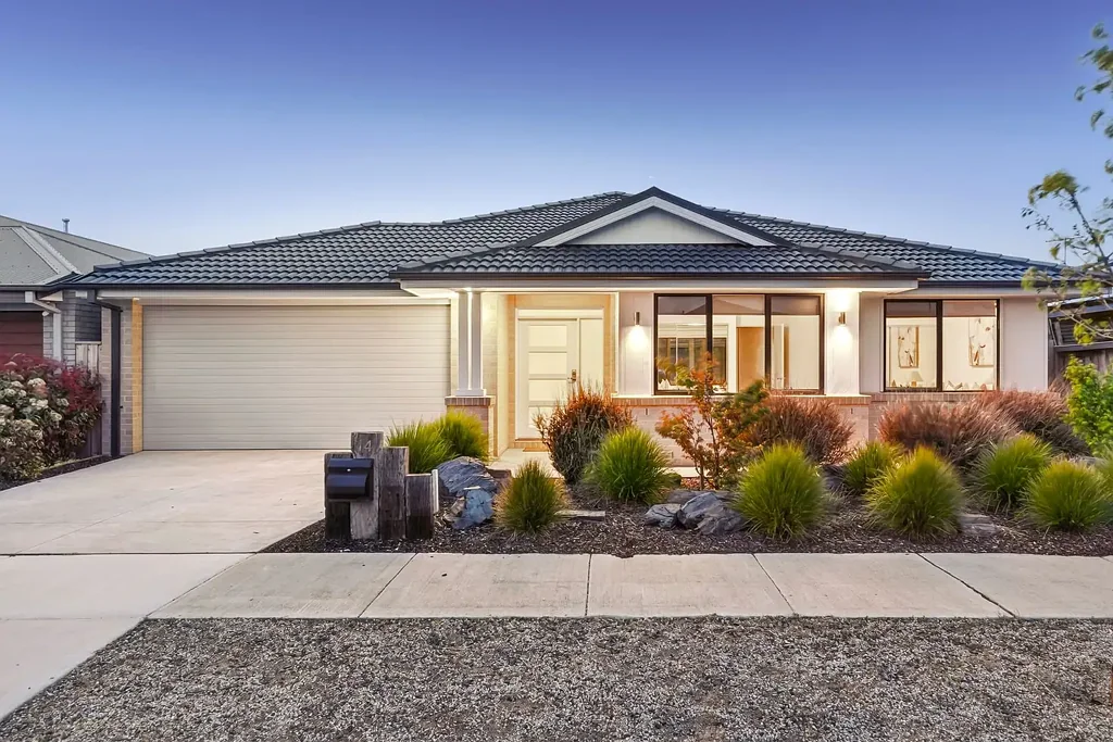 14 Pollen Street, Mount Duneed, VIC 3217
