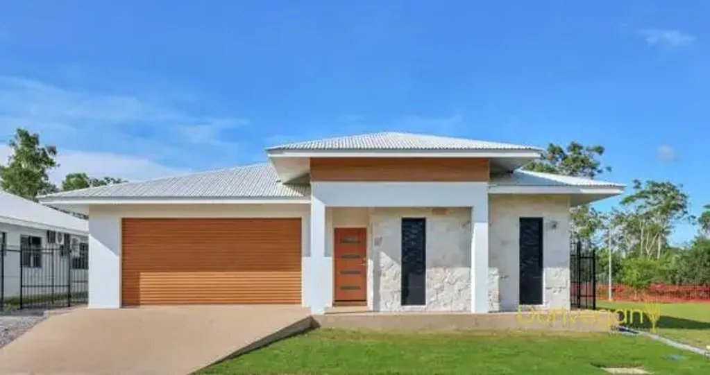 Stunning Brand New Home