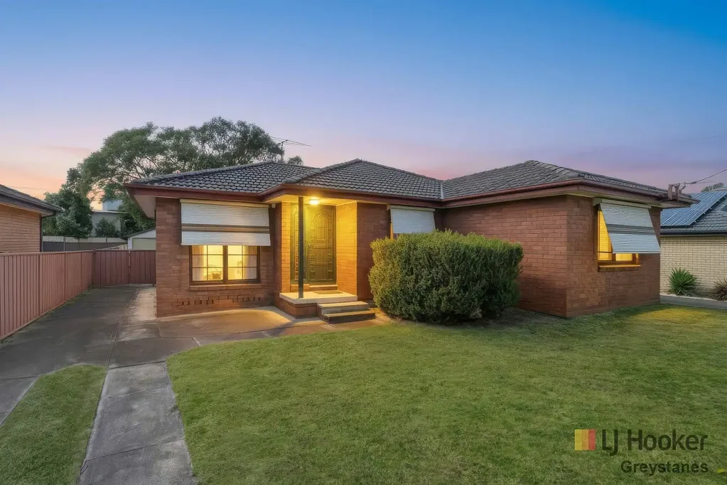 Greystanes 3房 宁静 Greystanes 区域的稀有地块！！！ RARE BLOCK IN QUIET GREYSTANES LOCATION!!!