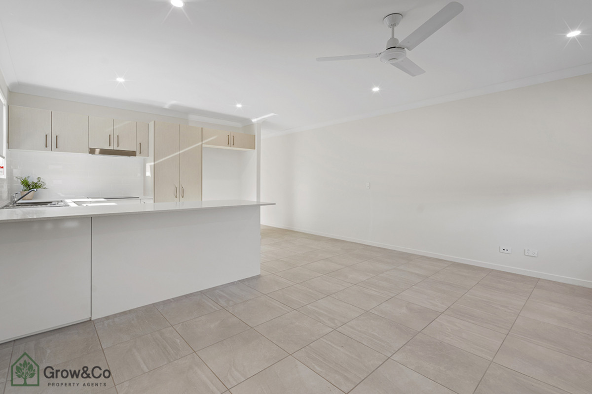 3 COUTTS DR, BURPENGARY QLD 4505, 0 chambres, 0 salles de bain, House