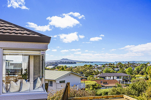 2/134 Bleakhouse Road, Mellons Bay, Manukau City, Auckland