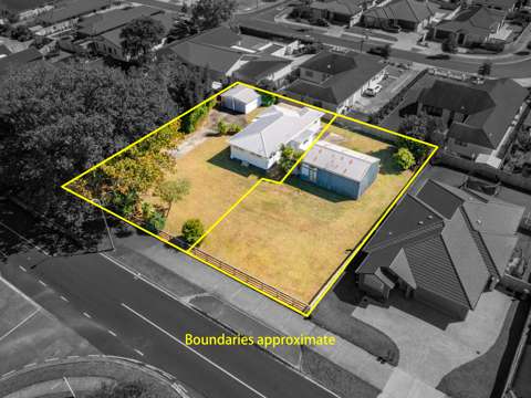 Huapai  Flat 718sqm Section