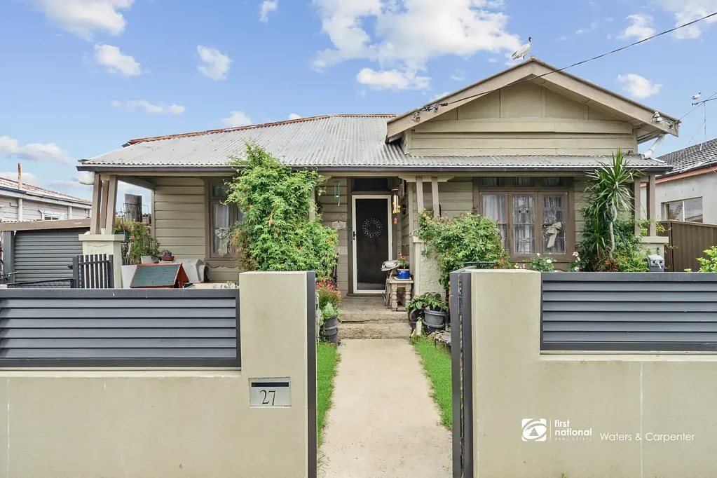 Auburn 4 Bedroom RIPE FOR RENOVATION – BLUE RIBBON LOCATION