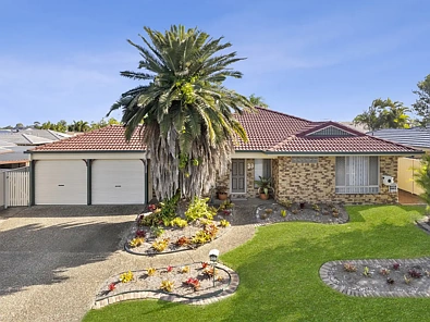 Bongaree 4 Bedroom THE LIVING SIZE WILL SURPRISE! BONGAREE RESIDENCE WITH LOCATION, CONVENIENCE AND LIFESTYLE