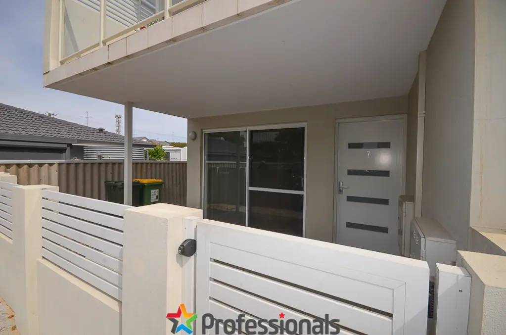 7/35 Tuckey Street, Mandurah, WA 6210