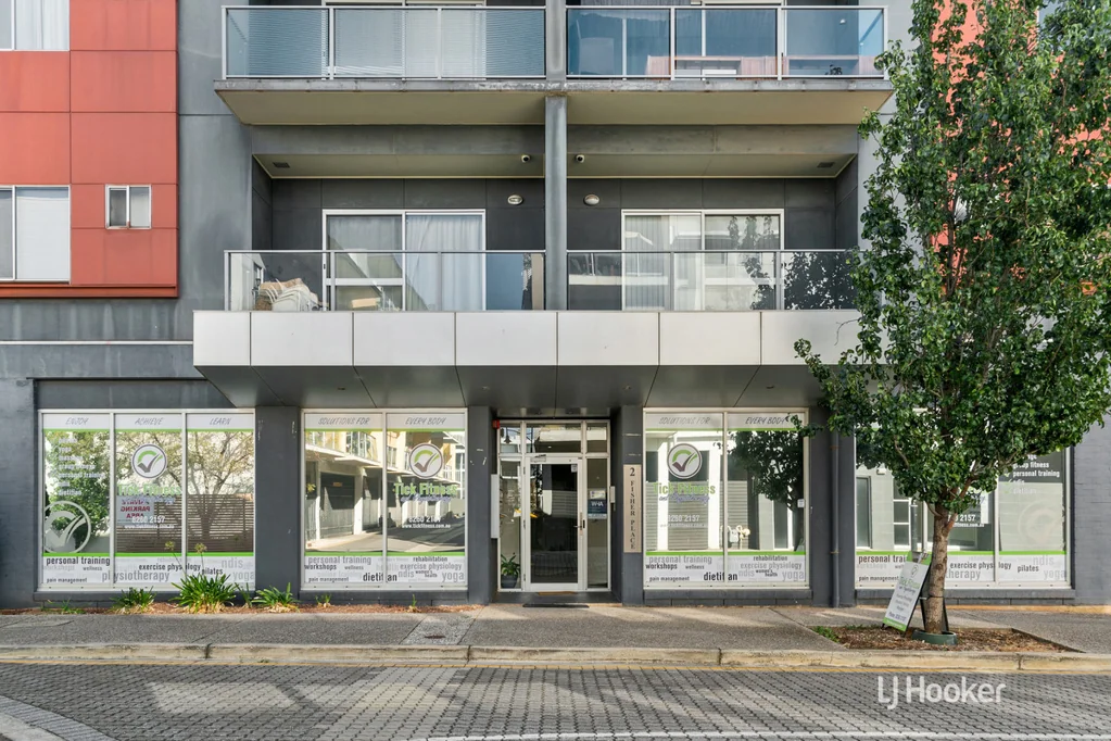 Shop 1/2 Fisher Place, Mawson Lakes, SA 5095