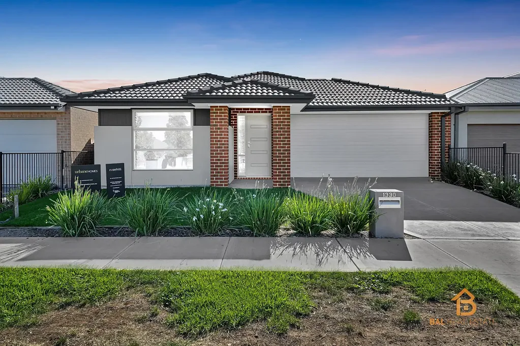 1330 Leakes Road, Rockbank, VIC 3335
