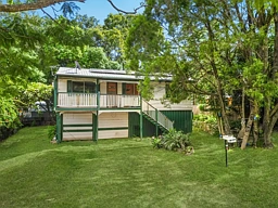 12 Pender Street, North Ipswich