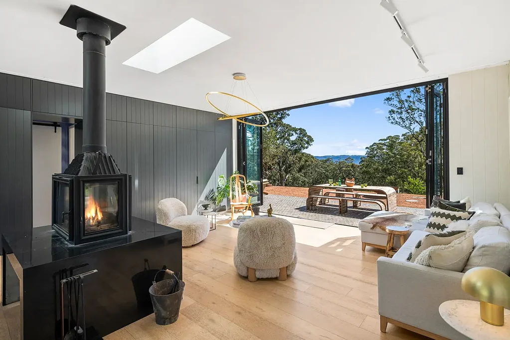 Beaumont  'Cloudbreaker' - 1045D Moss Vale Road, Beaumont