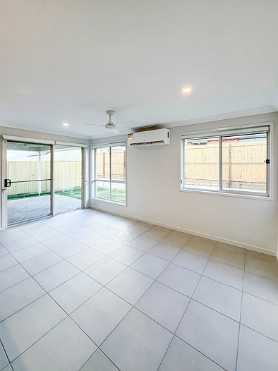 52 Somerville Circuit, Park Ridge, QLD 4125, 4房, 2浴, House