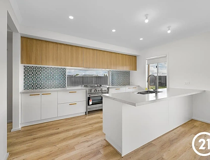 27 Currawong Circuit, Moama, NSW 2731, 4 Bedrooms, 3 Bathrooms, House