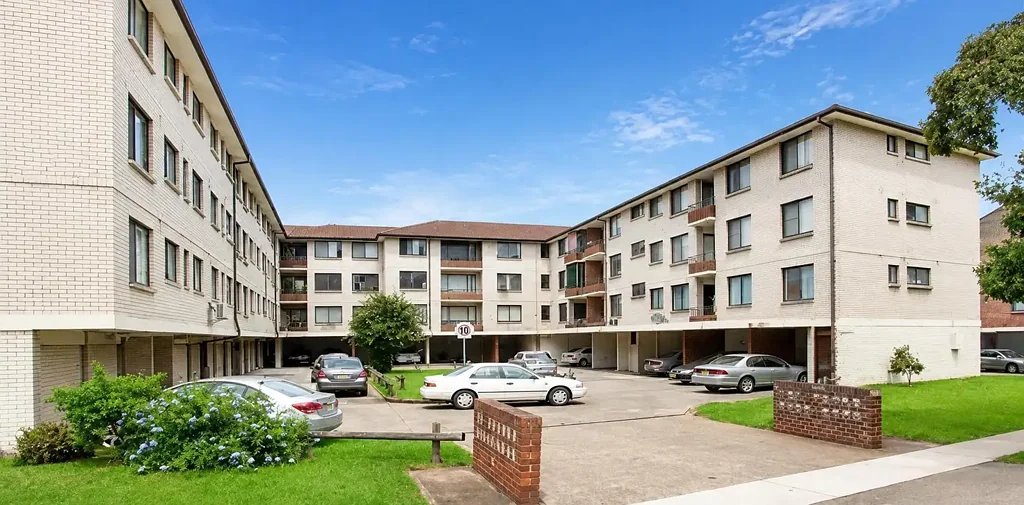 Convenient Living Just Moments from Warwick Farm Station