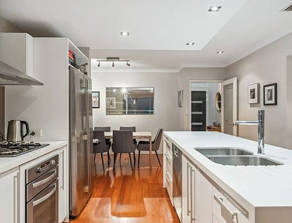 1 Latrobe Street, Yokine, WA 6060, 3 Kuwarto, 2 Banyo, House