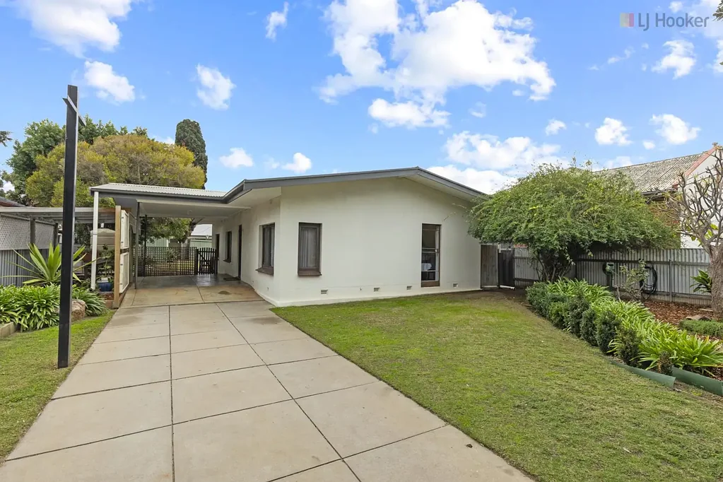 16 Oaklands Road, Somerton Park, SA 5044