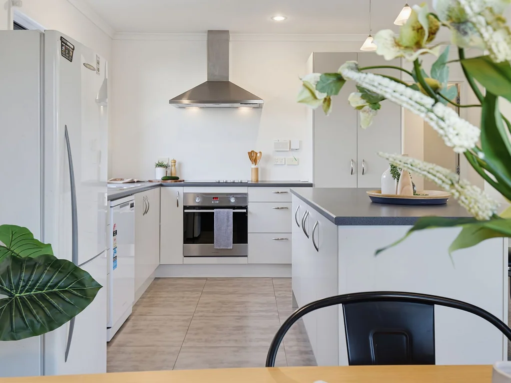 Whanganui East 3 Bedroom Modern, Freehold & More Than Meets the Eye