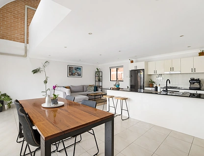 10/225-227 Denison Road, Dulwich Hill, Inner West, 2 침실, 2 욕실, Apartment