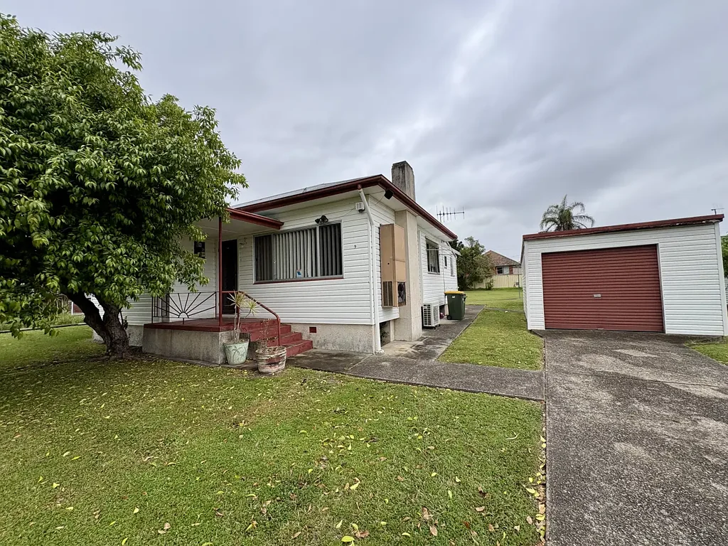 Taree West Gem