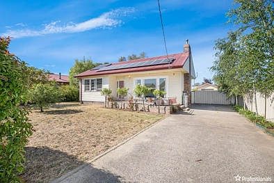 Armidale 2Zimmer Opportunity Knocks on Enid Street