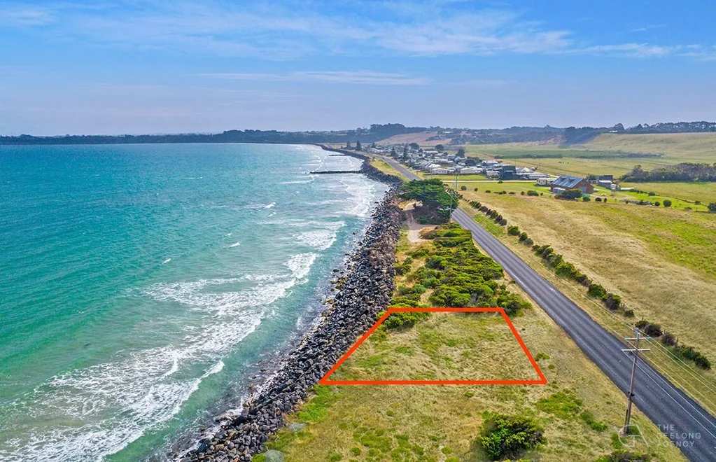 Portland Absolute Ocean Frontage