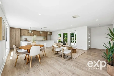 Iba Pa - 77b Brougham Drive, Valley View, SA 5093