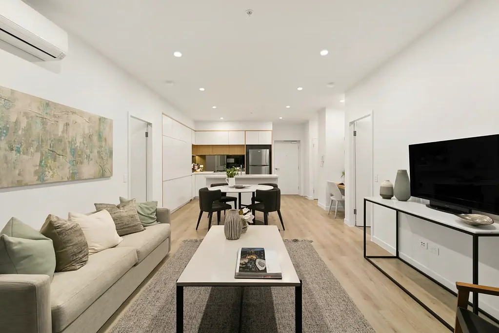 605/10 Aviators Way, Penrith, NSW 2750