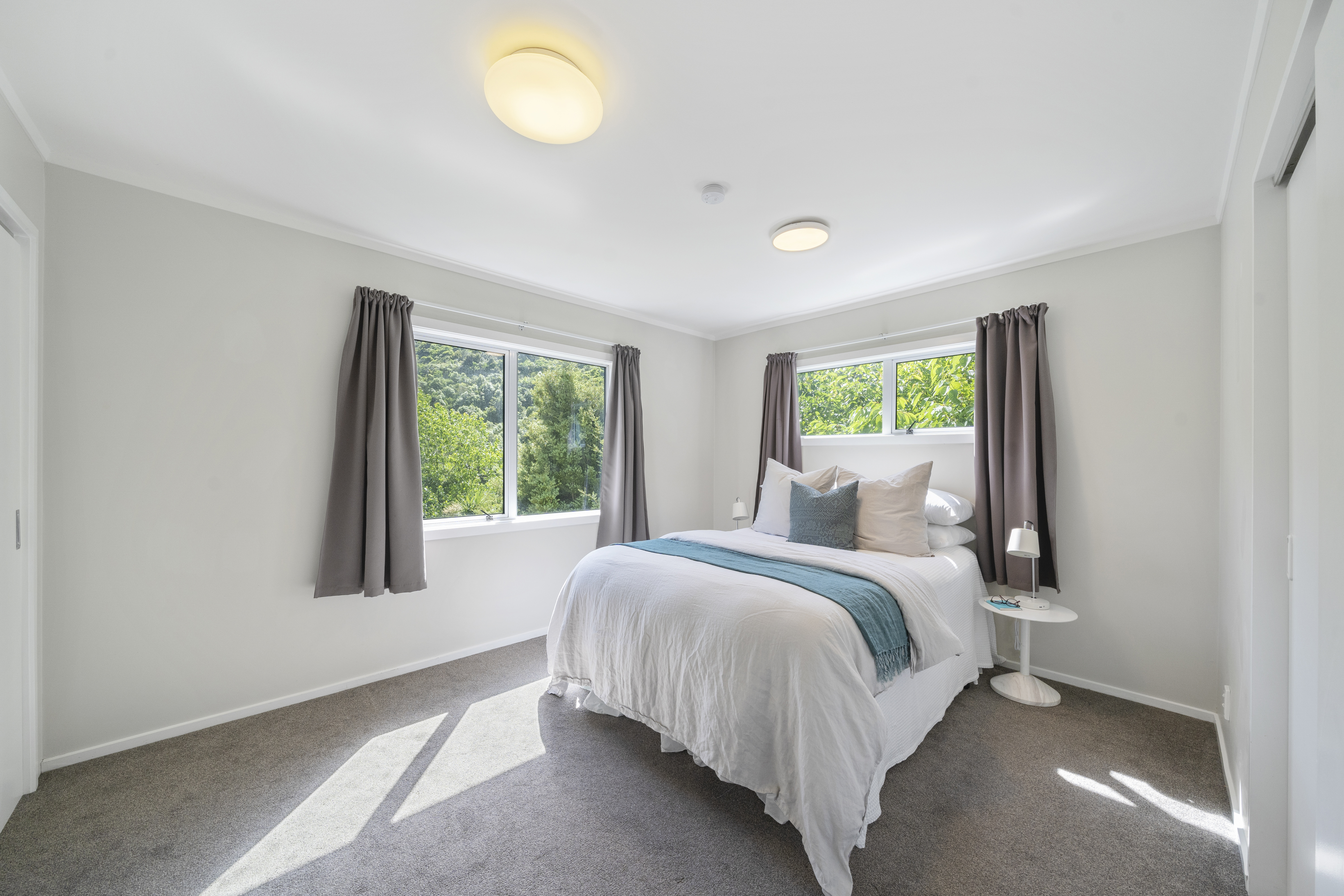 113e South Karori Road, Karori, Wellington, 2 phòng ngủ, 1 phòng tắm