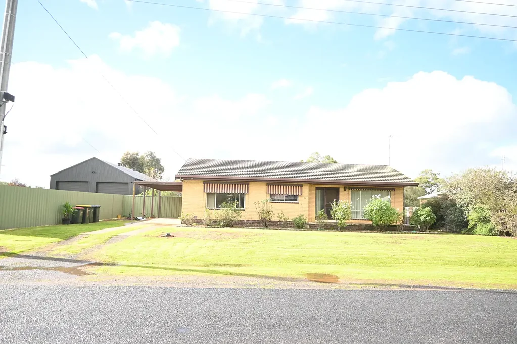 Bridgewater On Loddon 2Phòng ngủ Neat, Comfortable & Packed with Potential
