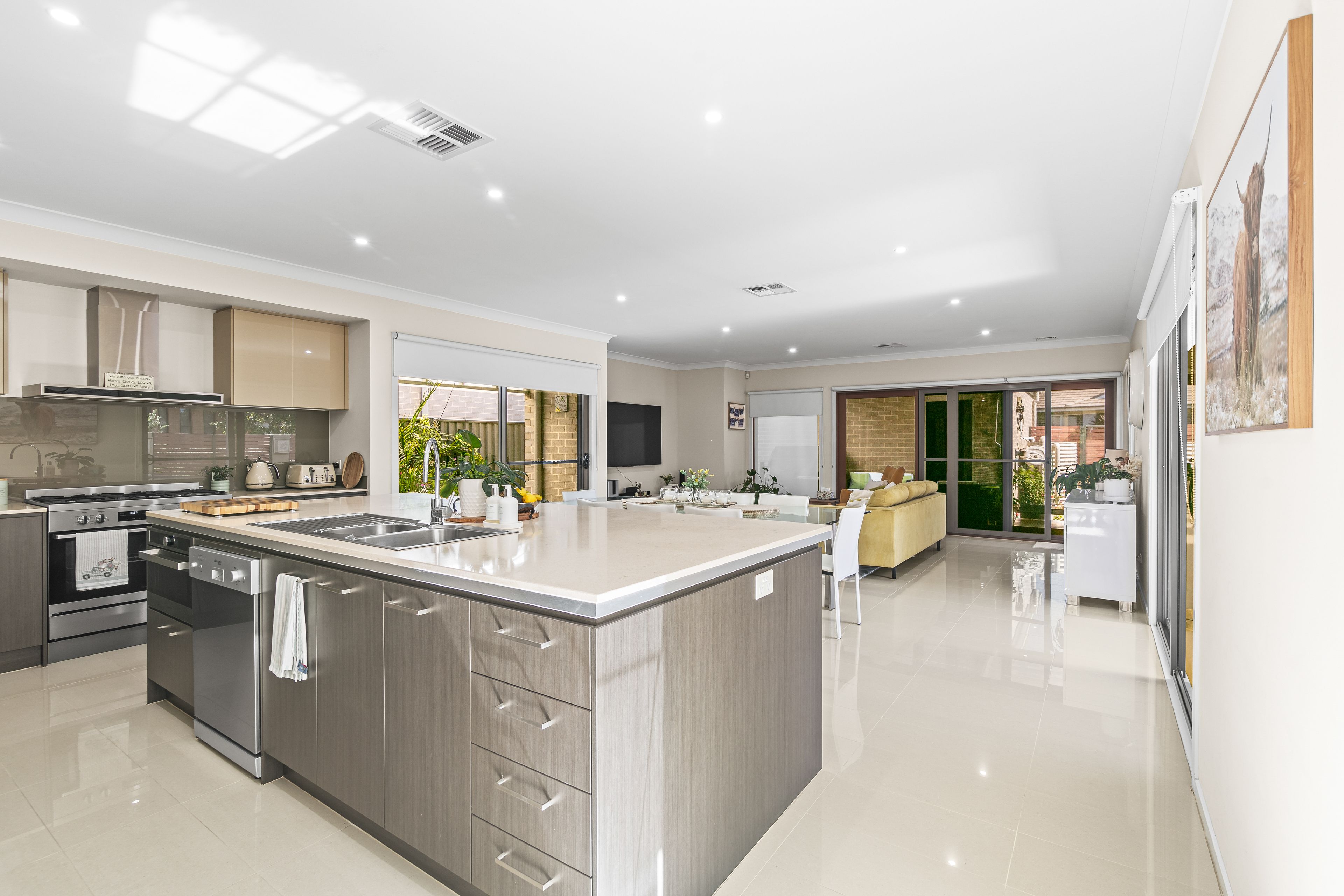 3 LAKESIDE PDE, JORDAN SPRINGS NSW 2747, 0 غرف, 0 حمامات, House