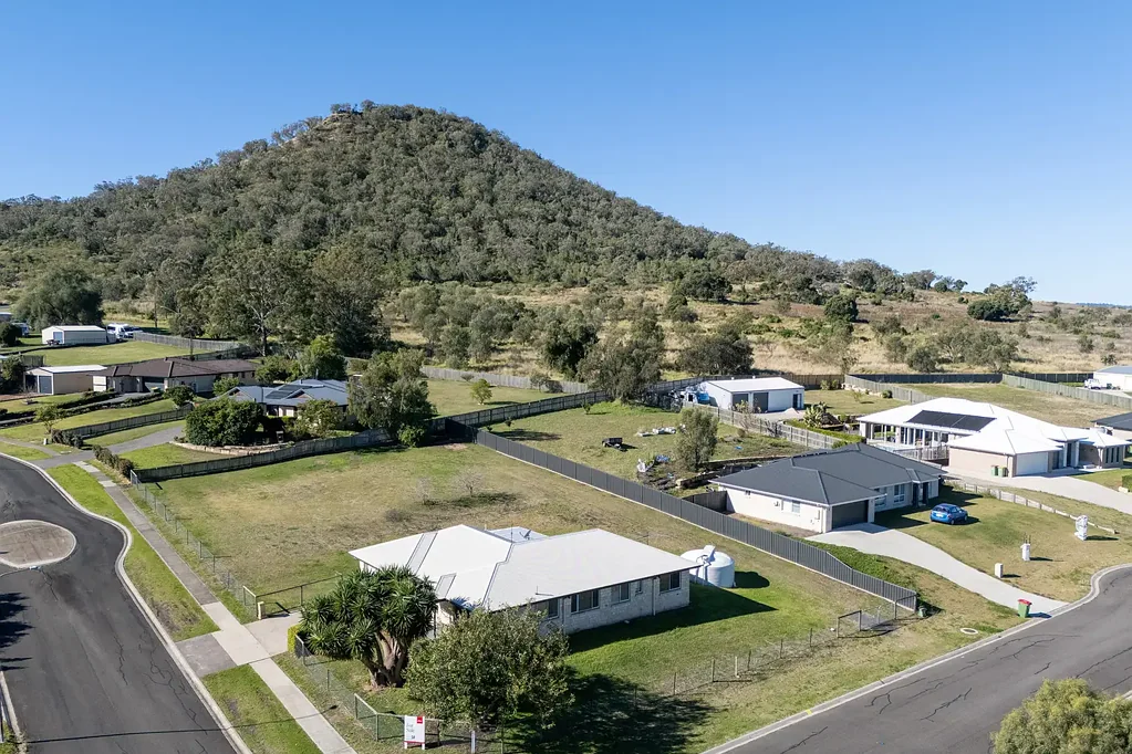 40 Catherine Crescent, Kingsthorpe, QLD 4400