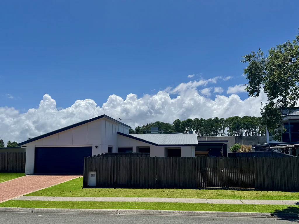 12 Karora Road, Beachmere, QLD 4510
