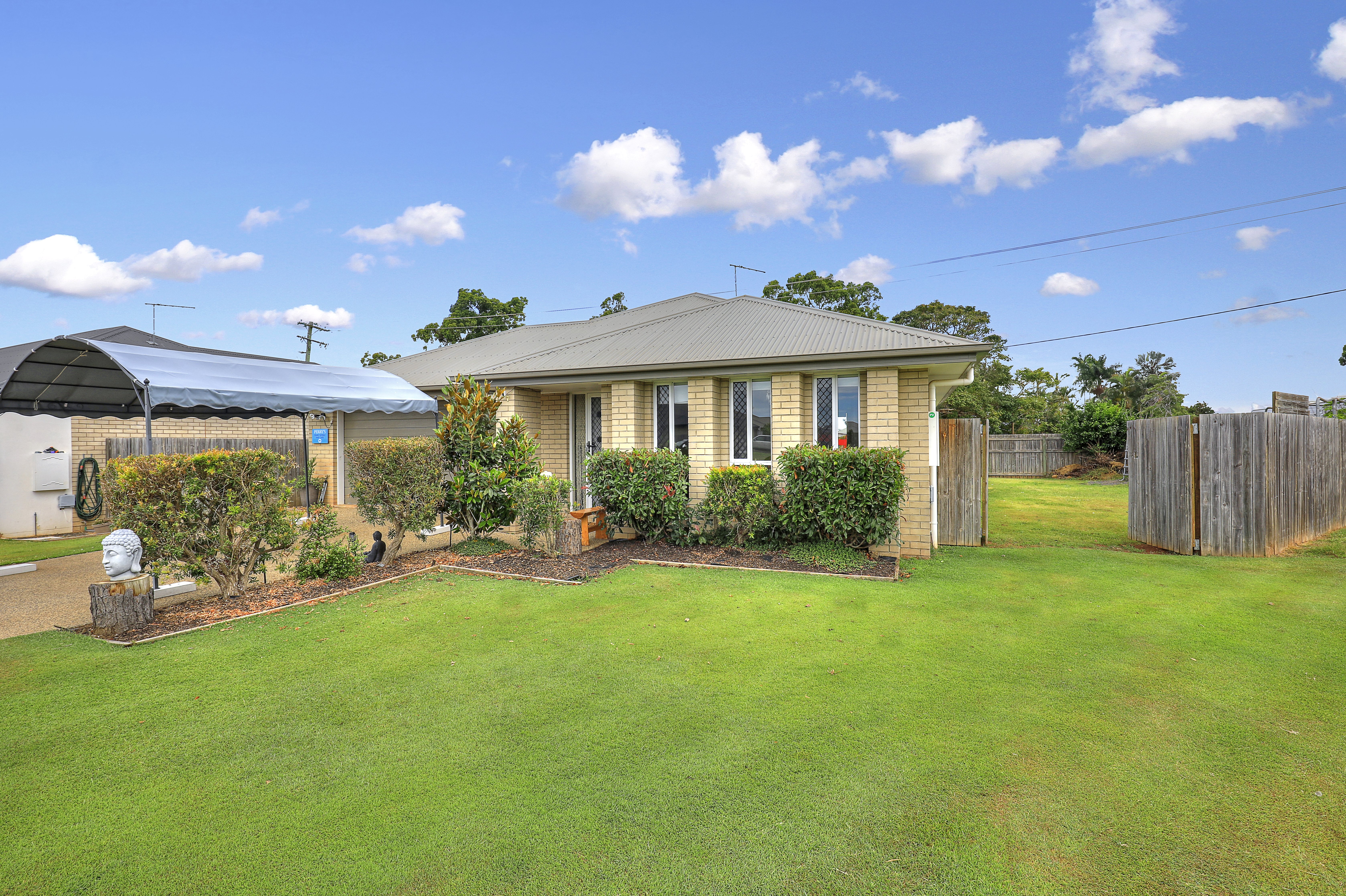 15 BANNER CT, BRANYAN QLD 4670, 0 chambres, 0 salles de bain, House