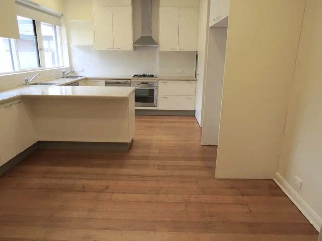 ***6 MONTH LEASE***
