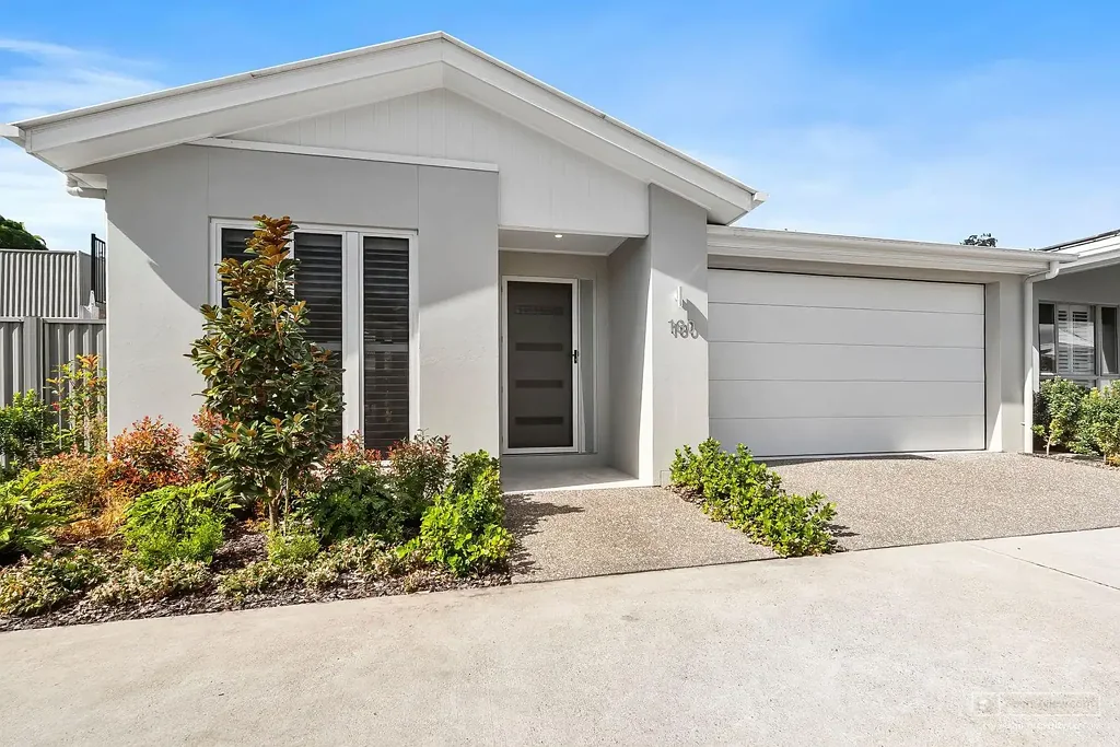 Palmwoods 4房  Space, Privacy & Easy Living in the Heart of Palmwoods