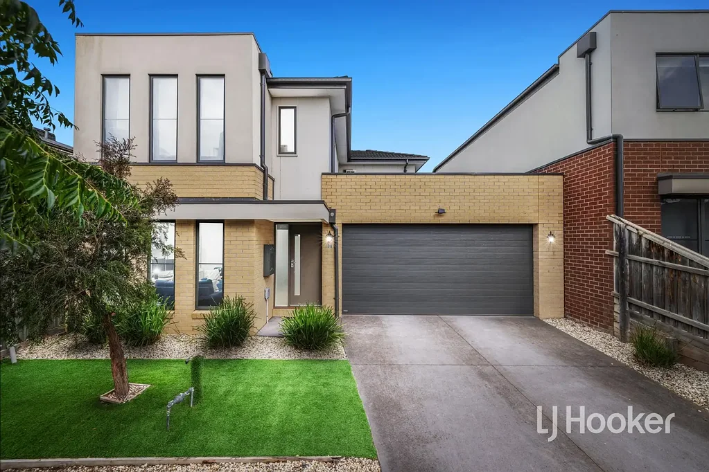 Hampton Park 3房 宽敞双厅设计 石材台面厨房 主卧套间带景 大型后院娱乐 3 Bedroom Family Home With 2 Separate Living Areas