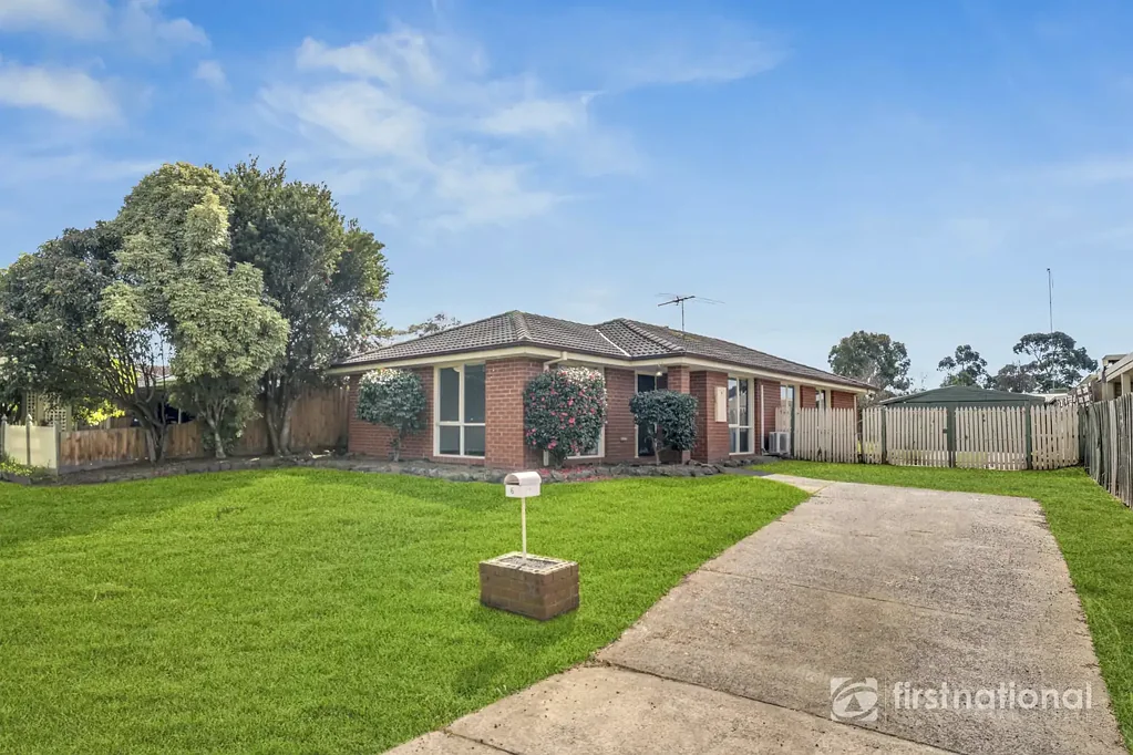 Pakenham 3ਬੈੱਡਰੂਮ Your Opportunity To Update & Rescue This Brick Veneer Home