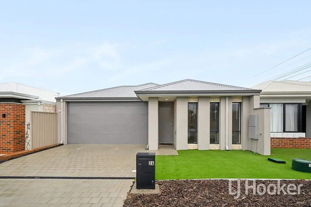 Near-New Family Home in a Prime Location!
