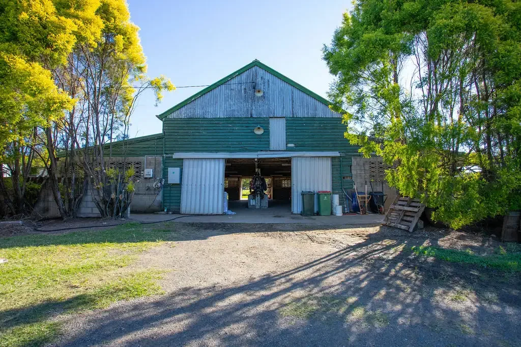 Booval  PRIME ACREAGE FOR BUILDING YOUR DREAM HOME OR POTENTIAL SUBDIVISION